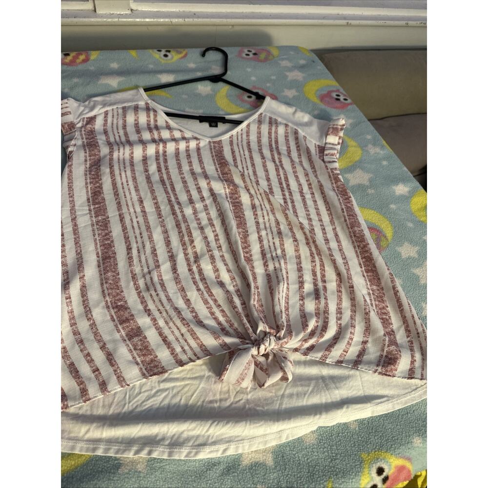 Fortune + Ivy Women's Top Size Large Short Sleeve White With Red Faded Stripes